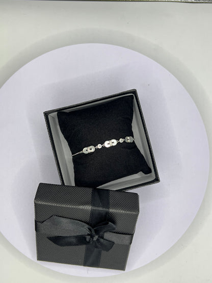 Maridadi Bracelets